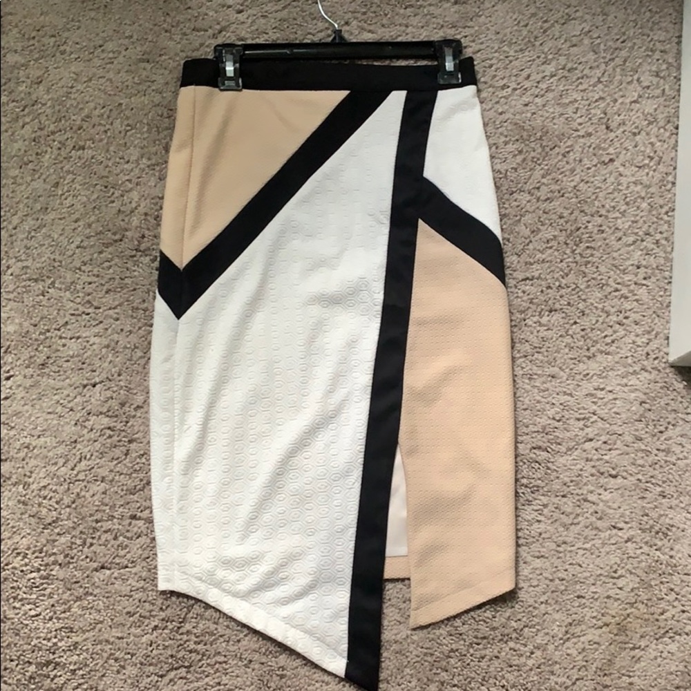Akira Cream and White Pencil Skirt